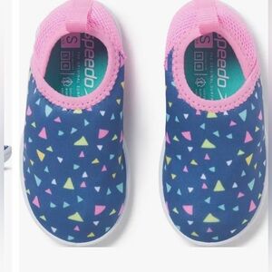 HOST PICK! 🎉🥳Speedo Kids Water Booties Jungle Jam